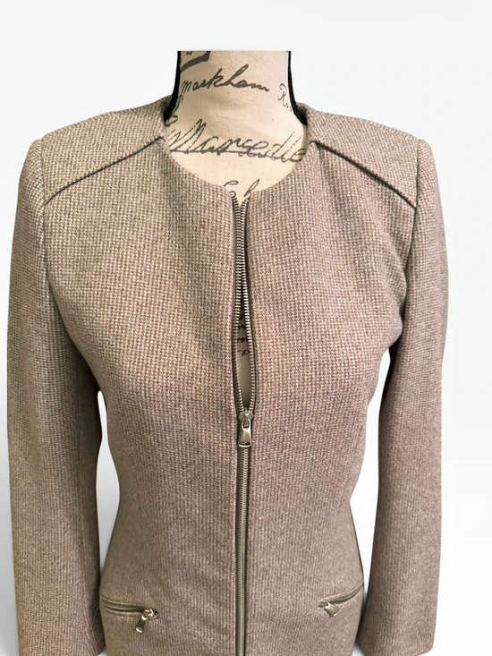 Zara Jackets & Blazers - Zara Houndstooth Zip Blazer in Brown Size Medium